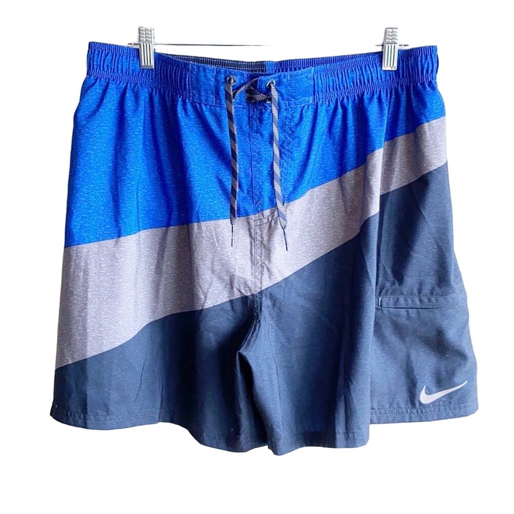 Nike 5” inseam colorblock swim trunk XL